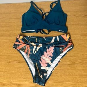 CUPSHE bikini
